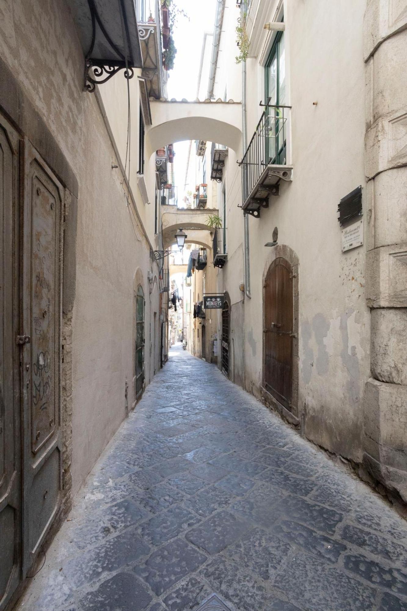 Qu4Ttro I Domo House Lägenhet Salerno Exteriör bild
